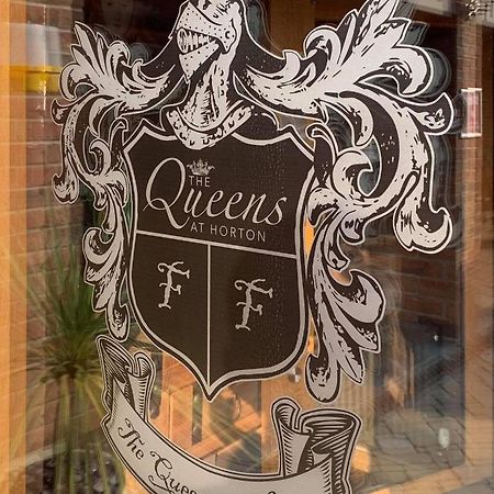 The Queens At Horton 텔퍼드 외부 사진