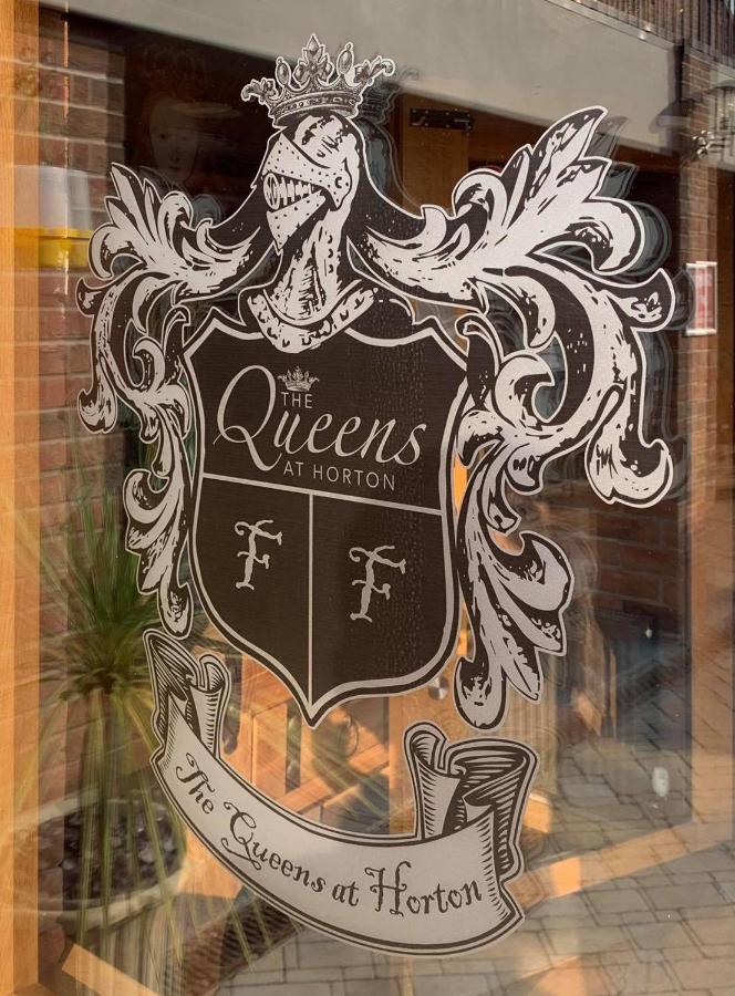 The Queens At Horton 텔퍼드 외부 사진